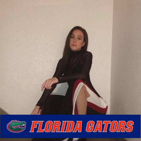 Meet your Posher, Lara - Picture 1 of 1